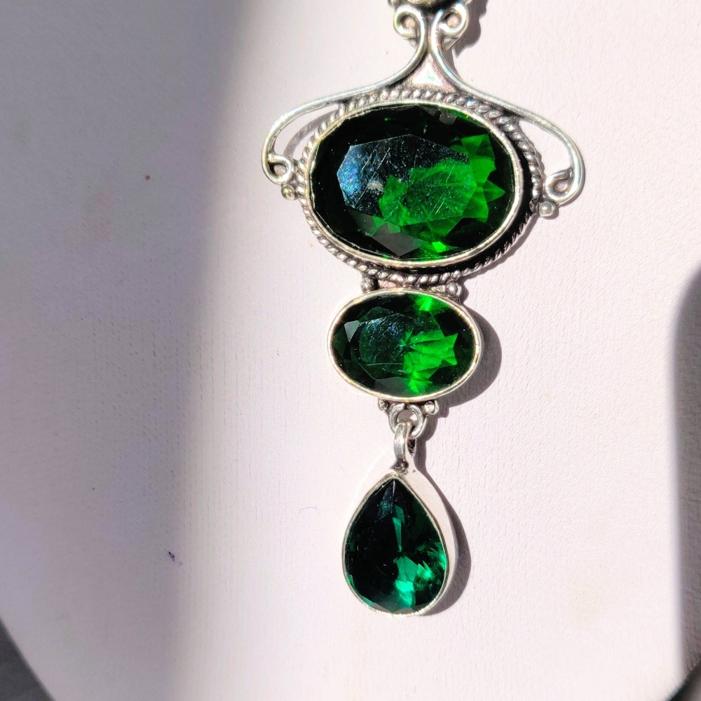 Emerald crystal pendant necklace